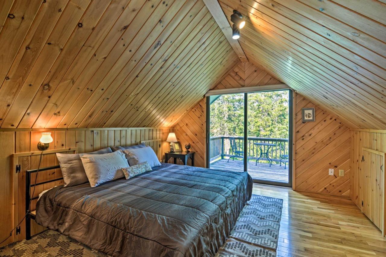 Riverfront Traverse City Cabin Fish, Kayak And Tube المظهر الخارجي الصورة