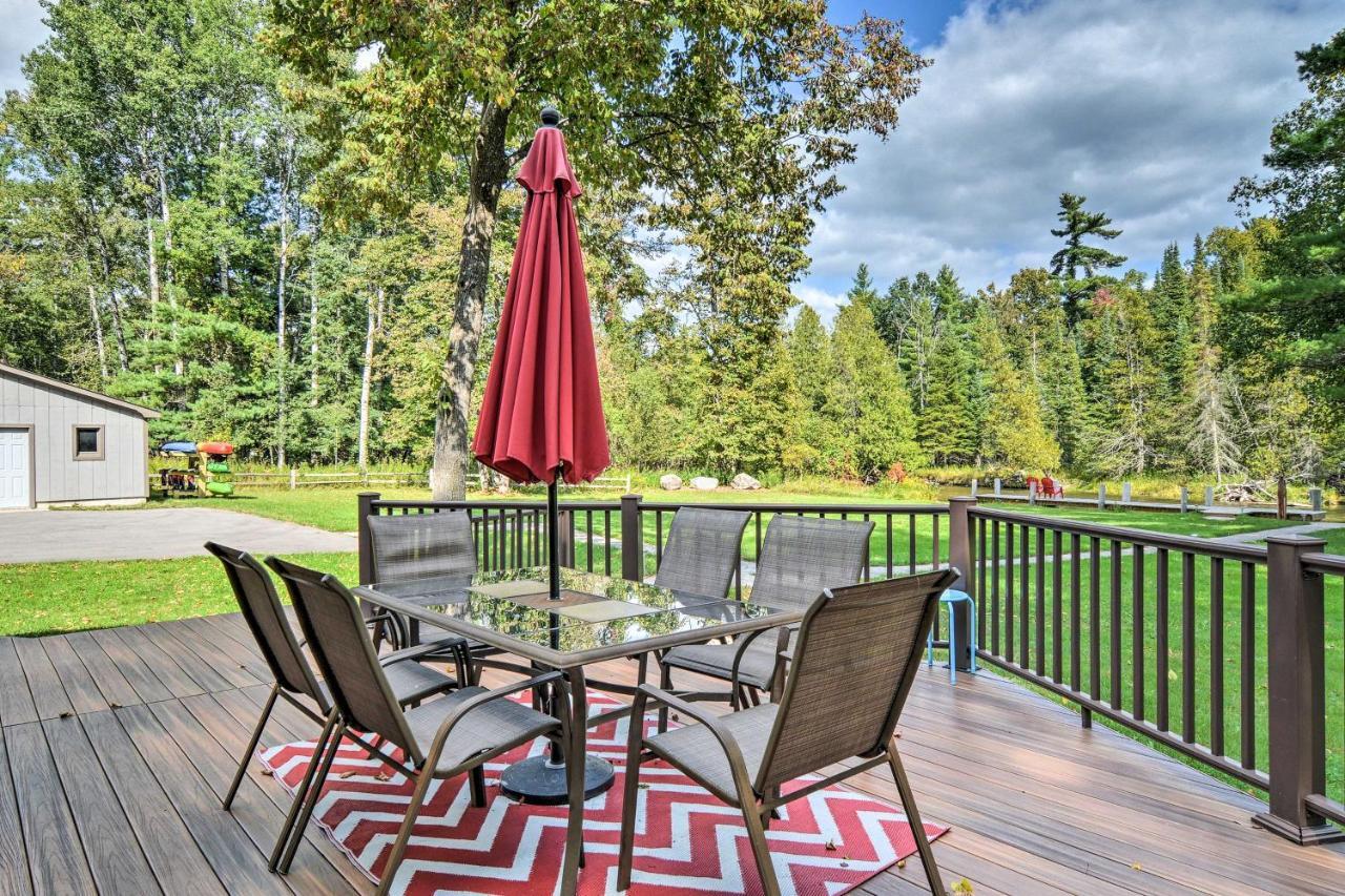 Riverfront Traverse City Cabin Fish, Kayak And Tube المظهر الخارجي الصورة